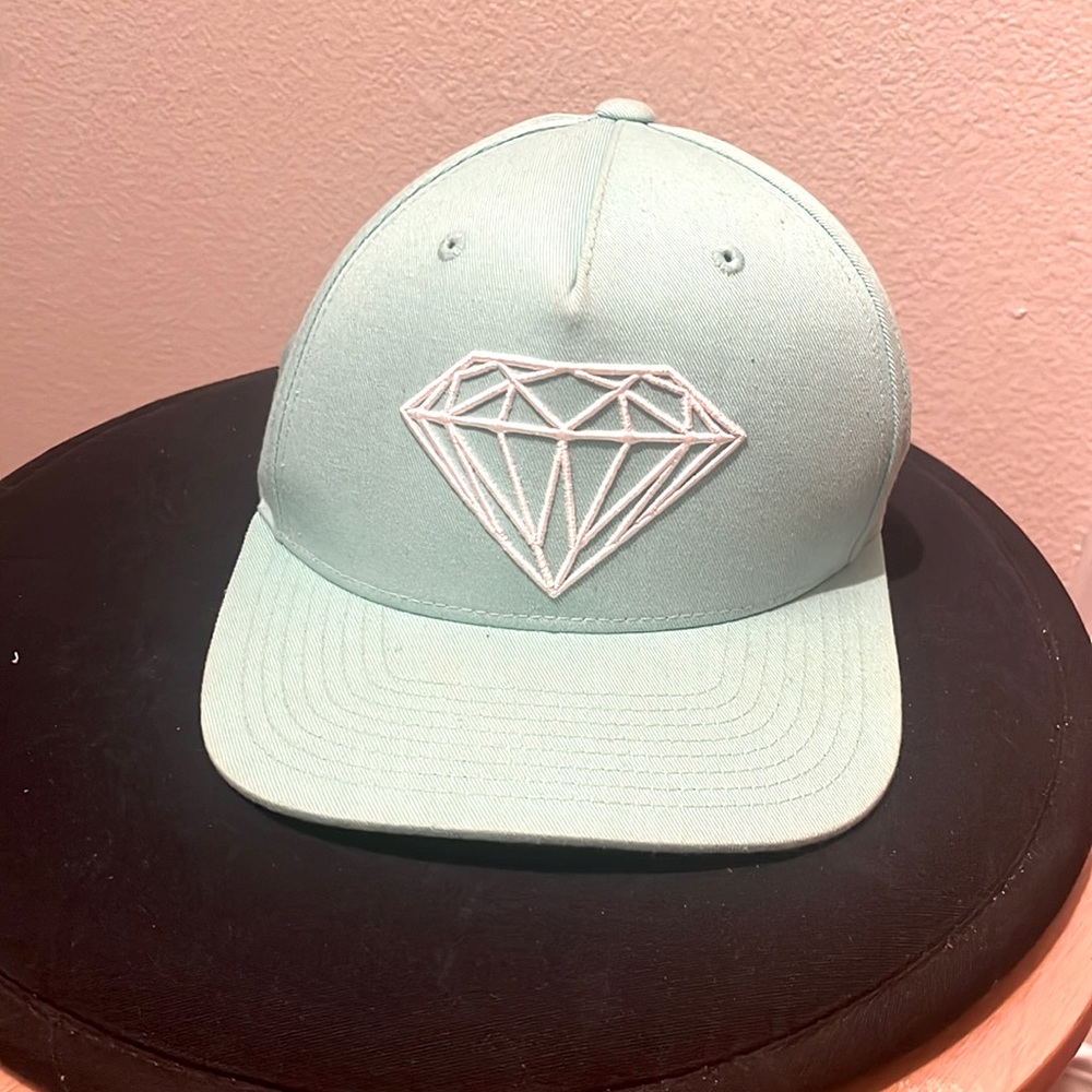 Diamond  brand turquoise hat - like new